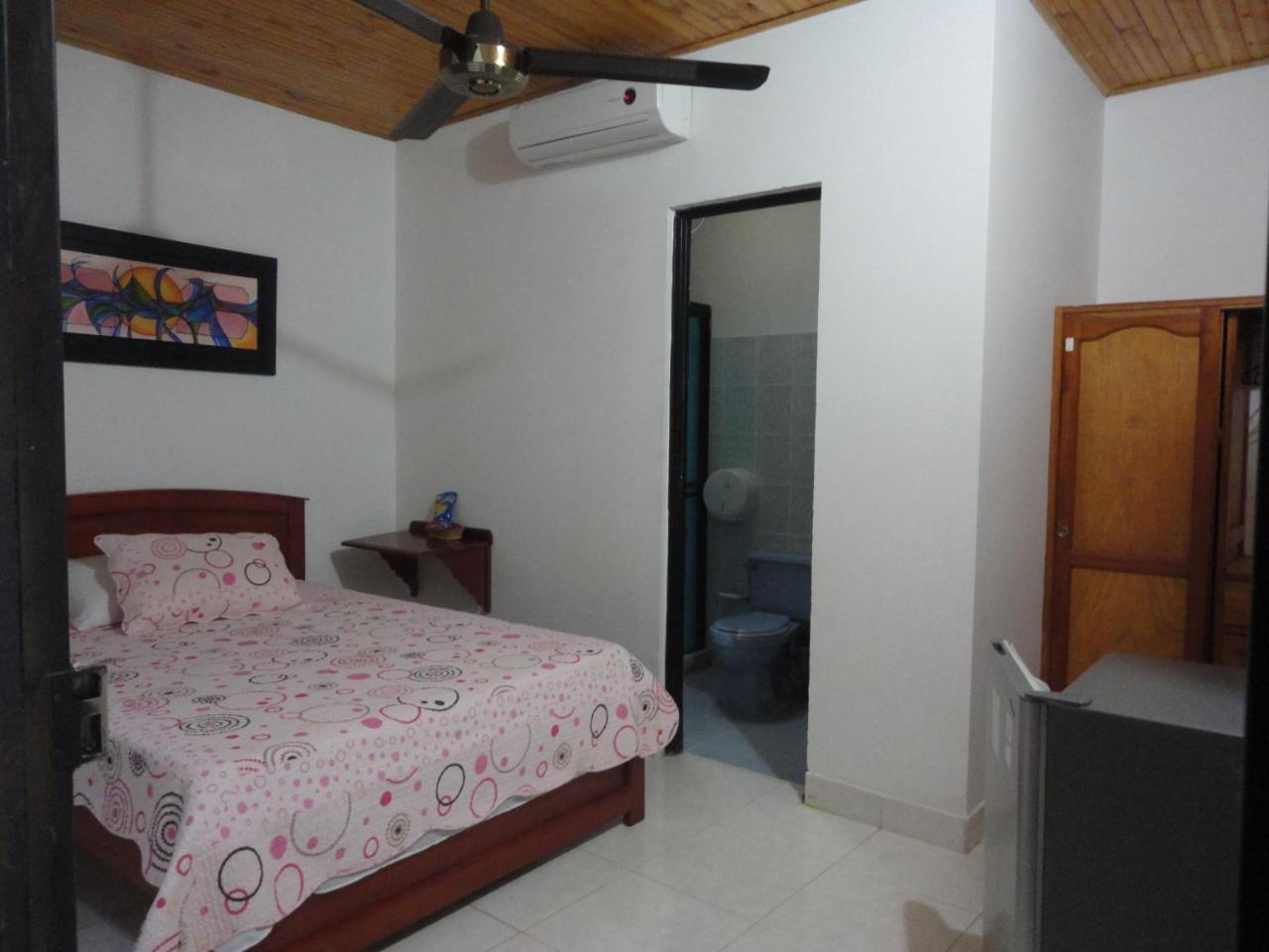 Casa Hotel Kerana Moon Puerto Boyaca Ngoại thất bức ảnh